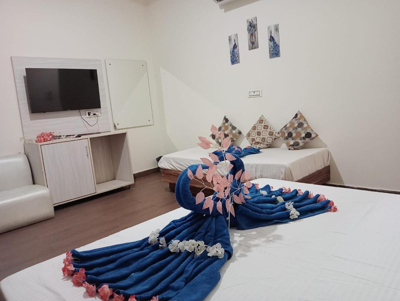 Zirakpur Hotel D Plaza מראה חיצוני תמונה